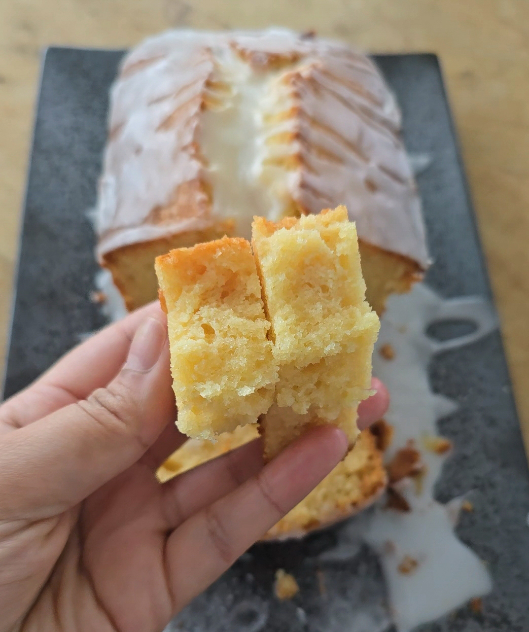 Texture of loaf cake