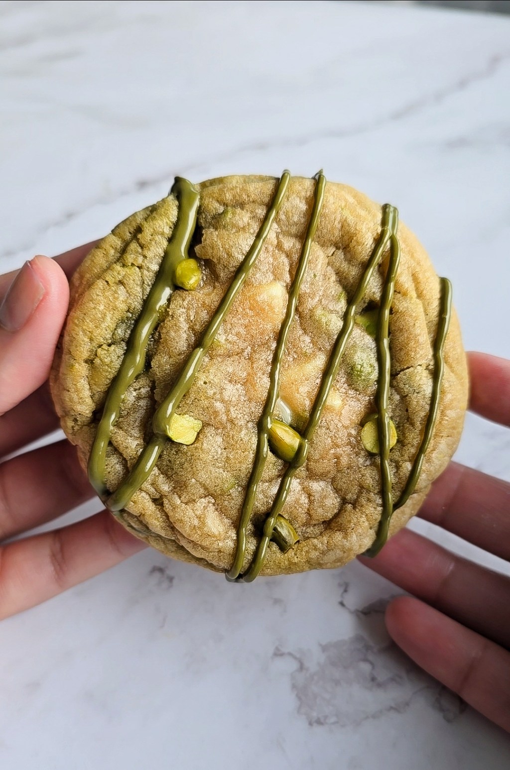 Bakery-Style Pistachio White Chocolate Chip&nbsp;Cookies
