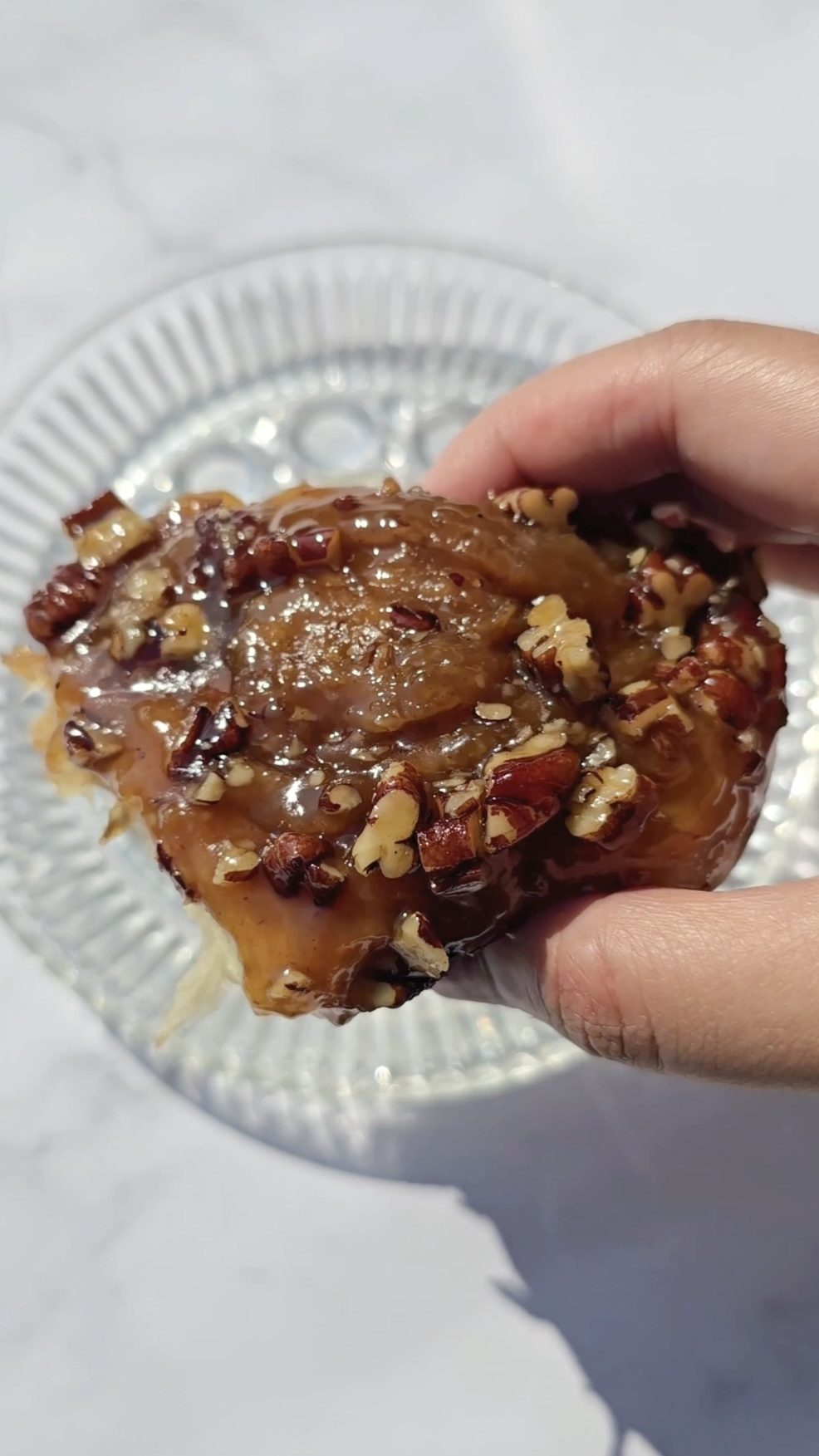 soft and fluffy caramel pecan sticky buns