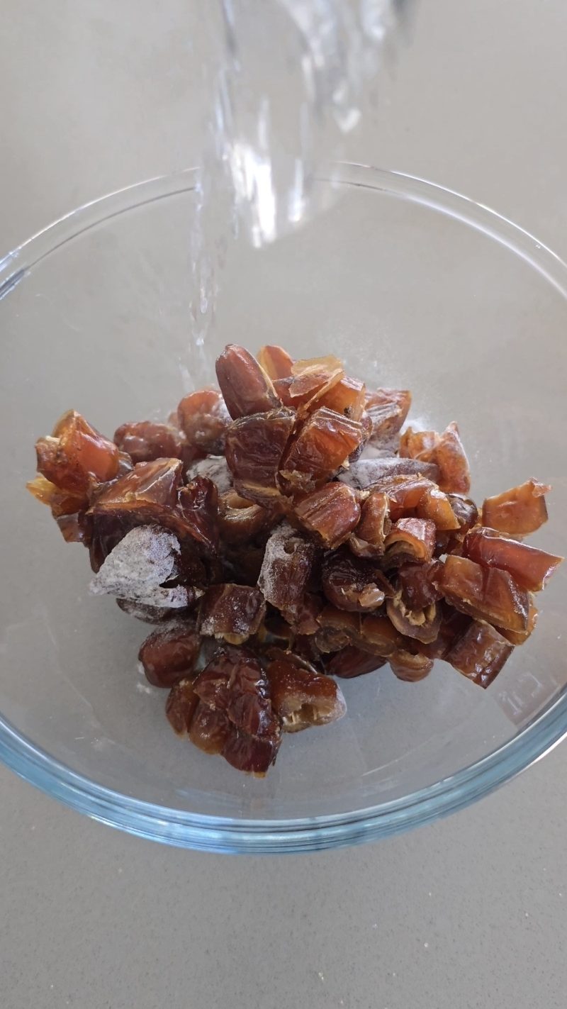 dates for sticky toffee pudding