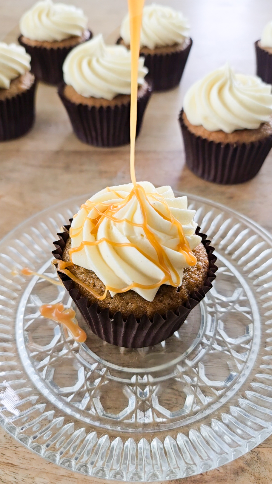 pumpkin spice cupcakes with caramel